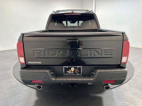 New 2026 Honda Ridgeline Black Edition image 7