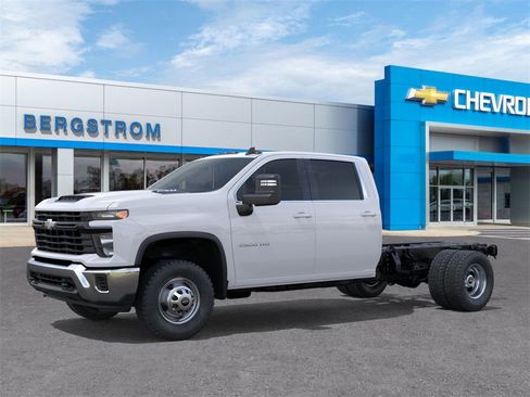 New 2025 Chevrolet Silverado 3500 W/T w/ WT Convenience Package image 2