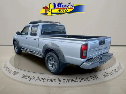 Used 2002 Nissan Frontier XE image 4
