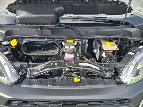 Used 2024 RAM ProMaster 3500 w/ Delivery Van Package image 26