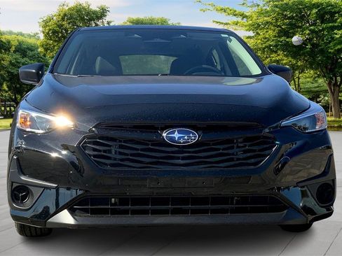 Certified 2025 Subaru Impreza 2.0i image 2