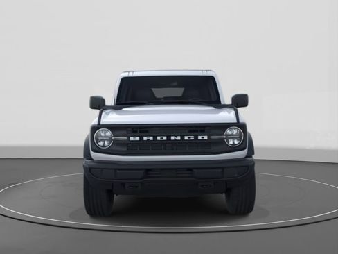 New 2025 Ford Bronco Base image 6