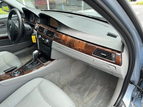 Used 2011 BMW 328i xDrive Sedan AWD/4WD image 20