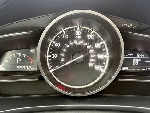 Used 2017 MAZDA MAZDA3 Touring FWD image 15