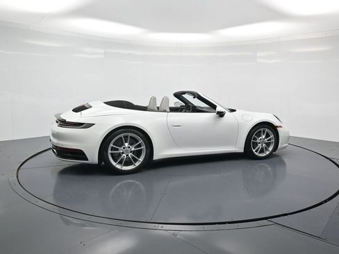Used 2024 Porsche 911 Carrera image 31