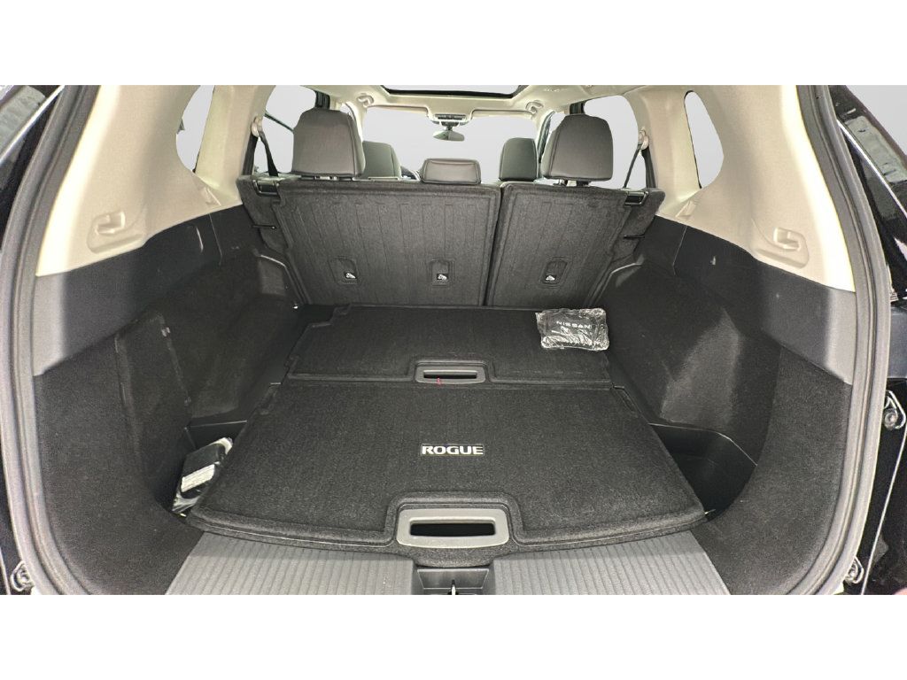 Used 2024 Nissan Rogue SL w/ SL Premium Package AWD/4WD image 24