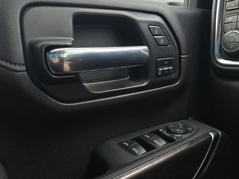 Used 2022 Chevrolet Silverado 3500 LTZ w/ LTZ Plus Package AWD/4WD image 11