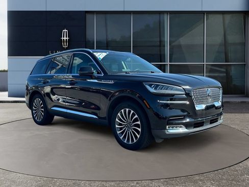 Used 2020 Lincoln Aviator Reserve w/ Class IV Trailer Tow Package AWD/4WD image 4