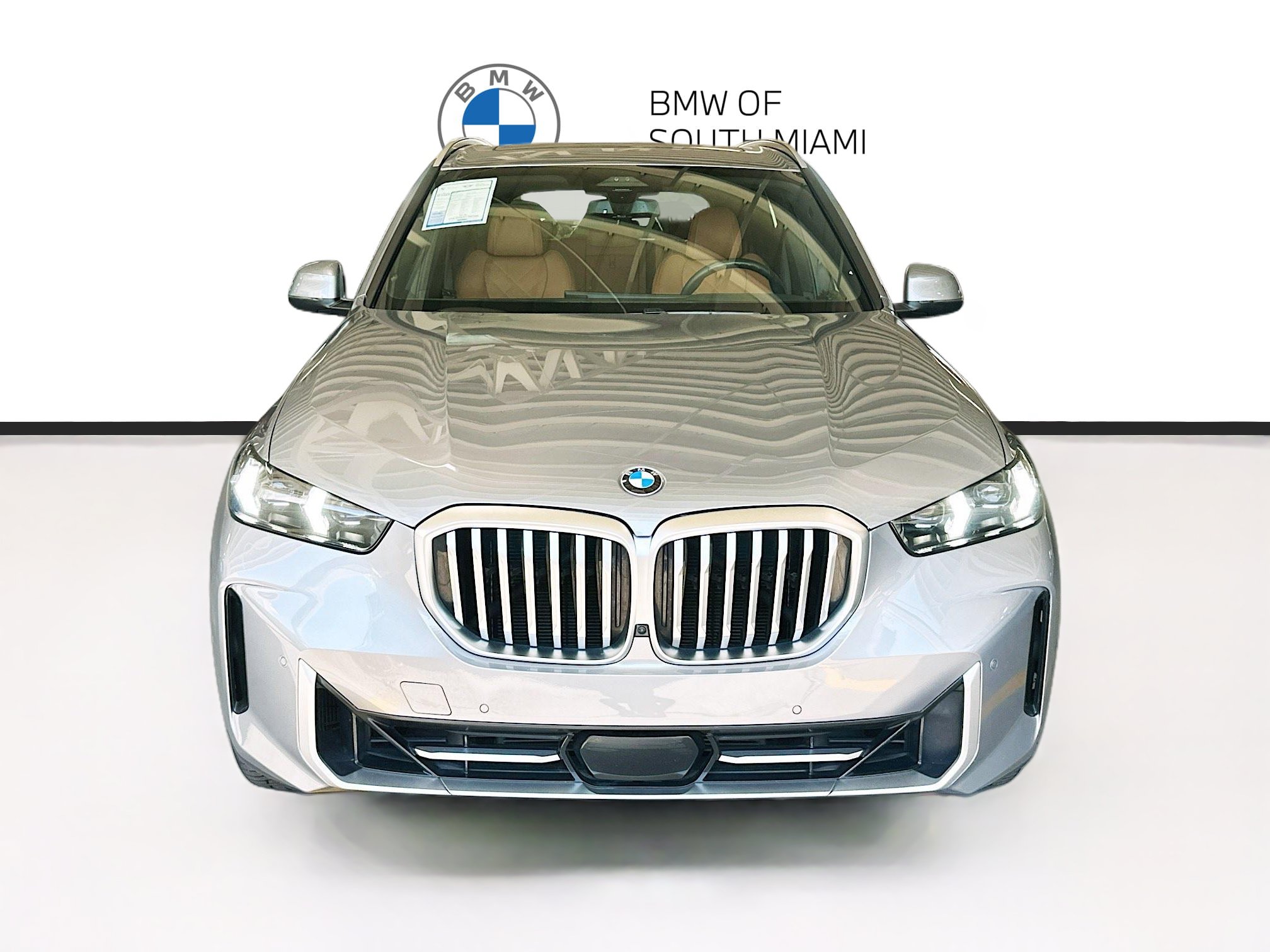 Used 2024 BMW X5 xDrive40i w/ Parking Assistance Package AWD/4WD image 2