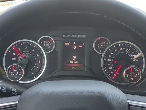New 2026 RAM 1500 4x4 Crew Cab image 31