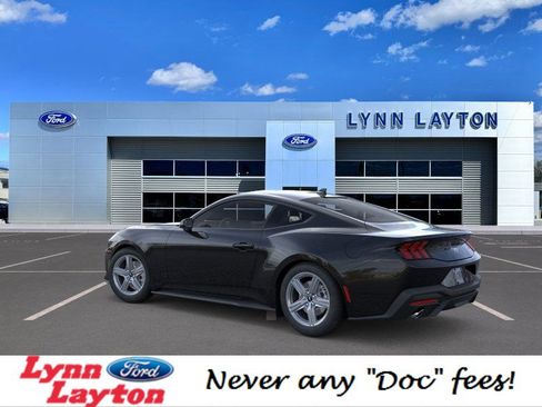 New 2026 Ford Mustang Coupe image 4