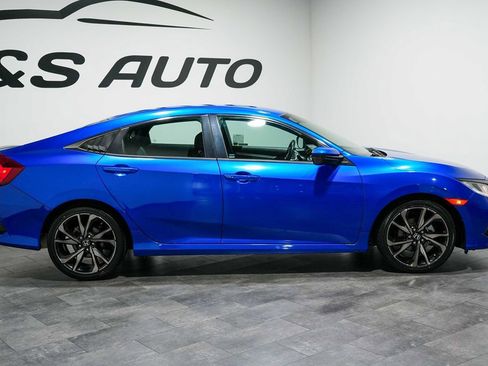 Used 2019 Honda Civic Sport image 6