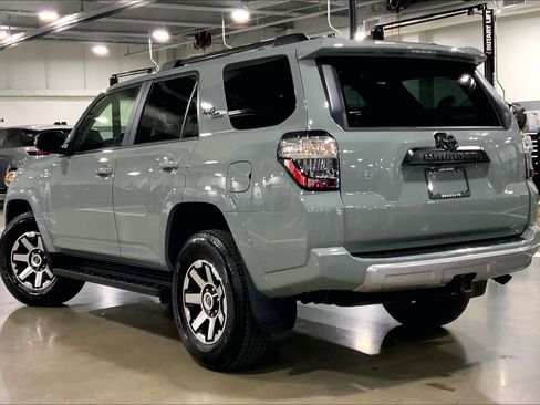 Used 2023 Toyota 4Runner TRD Off-Road Premium w/ Off Road Premium Plus Package AWD/4WD image 11