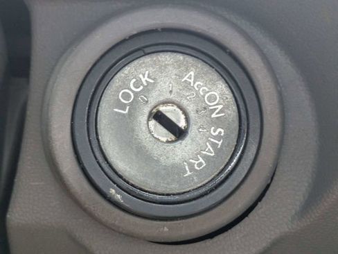 Used 2017 Nissan Frontier Desert Runner RWD image 30