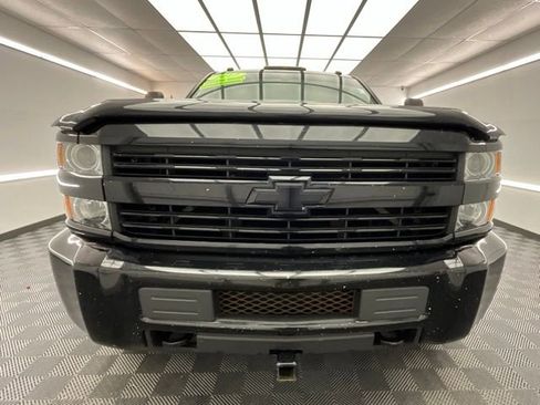 Used 2017 Chevrolet Silverado 2500 W/T w/ WT Convenience Package image 2