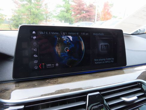 Used 2017 BMW 530i xDrive image 22