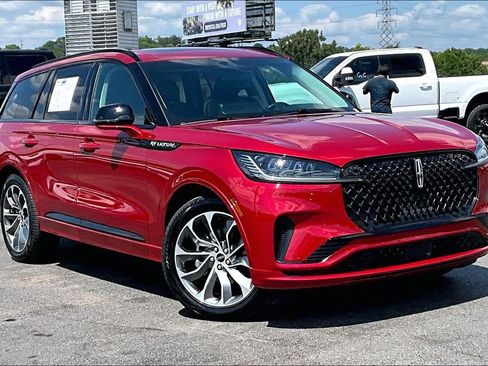 Used 2025 Lincoln Aviator 2WD w/ Jet Appearance Package image 38
