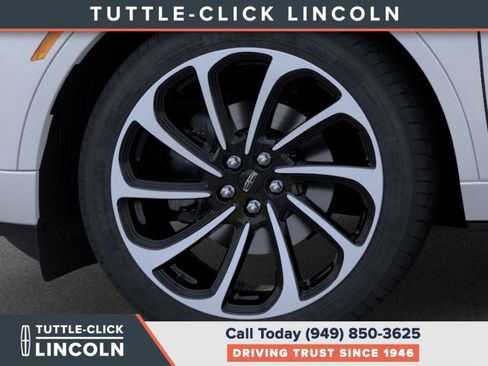 New 2026 Lincoln Nautilus Black Label image 19