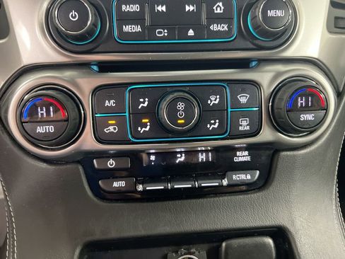 Used 2019 Chevrolet Tahoe LS image 16