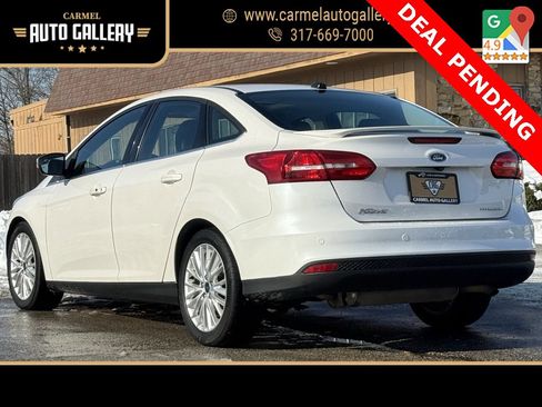 Used 2017 Ford Focus Titanium image 3