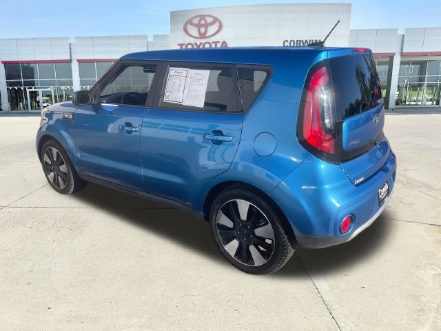 Used 2018 Kia Soul + FWD image 3