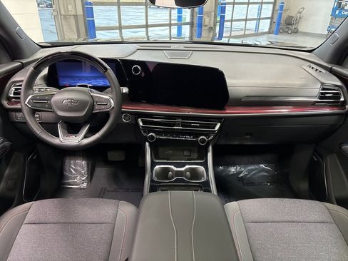 Used 2024 Chevrolet Traverse Z71 w/ Enhanced Driving Package image 34