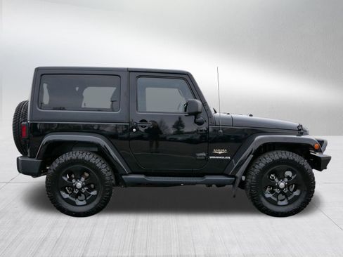 Used 2014 Jeep Wrangler Sahara w/ Dual Top Group image 8