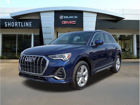 Used 2023 Audi Q3 2.0T Premium Plus w/ Premium Plus Package AWD/4WD image 7