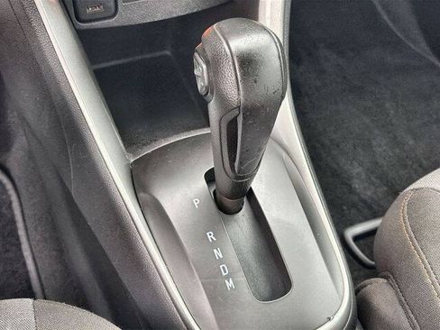 Used 2018 Chevrolet Trax LS FWD image 15