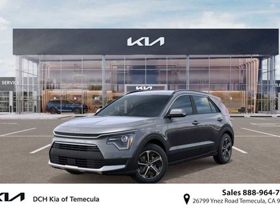 New 2025 Kia Niro EX