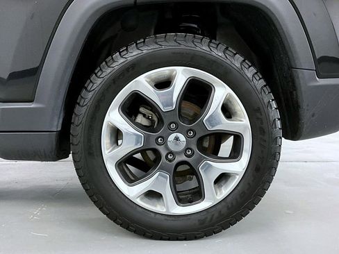 Used 2017 Jeep Compass Limited image 22