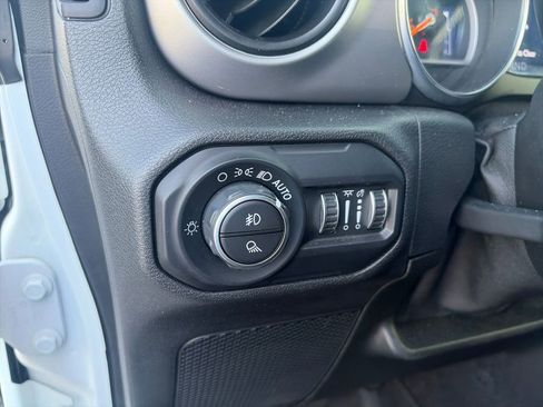 Used 2021 Jeep Gladiator Sport w/ Quick Order Package 24Q 80Th AWD/4WD image 17