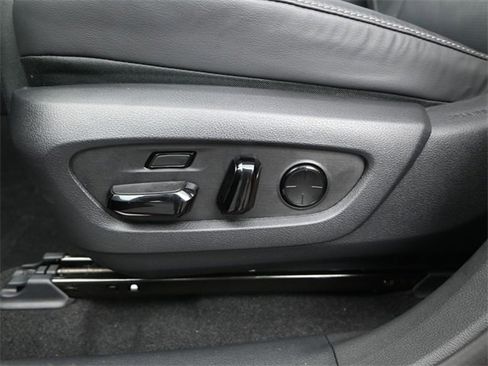 Used 2024 Lexus RX 350 AWD image 12