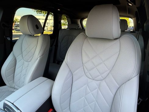 Certified 2023 BMW X5 xDrive40i w/ M Sport Package image 22