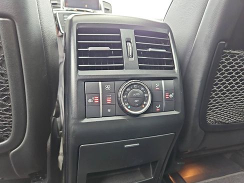 Used 2017 Mercedes-Benz GLS 550 4MATIC image 39