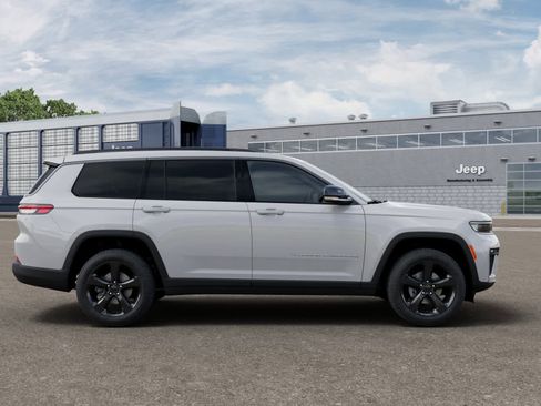 New 2026 Jeep Grand Cherokee L Limited image 21