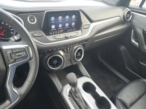 Used 2021 Chevrolet Blazer LT image 22