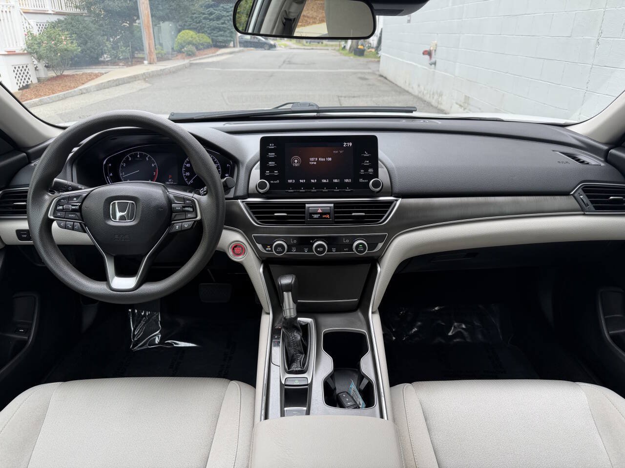 Used 2018 Honda Accord LX image 24