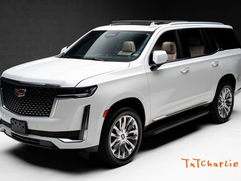 Used 2024 Cadillac Escalade Premium Luxury AWD/4WD image 1