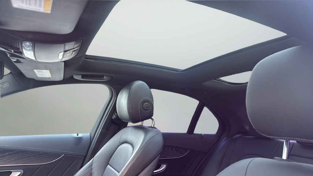 Used 2016 Mercedes-Benz C 300 4MATIC Sedan image 17