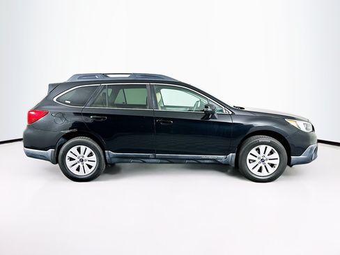 Used 2017 Subaru Outback 2.5i Premium AWD/4WD image 10