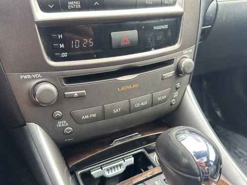 Used 2013 Lexus IS 250 w/ Premium Pkg Value Edition RWD image 28