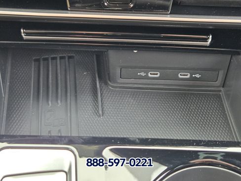 New 2026 Volkswagen Atlas Cross Sport SEL Premium R-Line AWD/4WD image 18