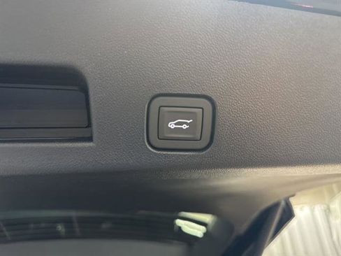 New 2026 Buick Enclave Avenir w/ Super Cruise Package image 13