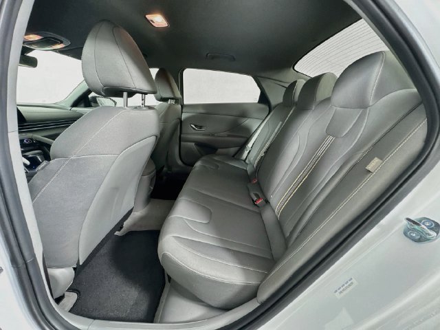 New 2026 Hyundai Elantra SEL FWD image 38