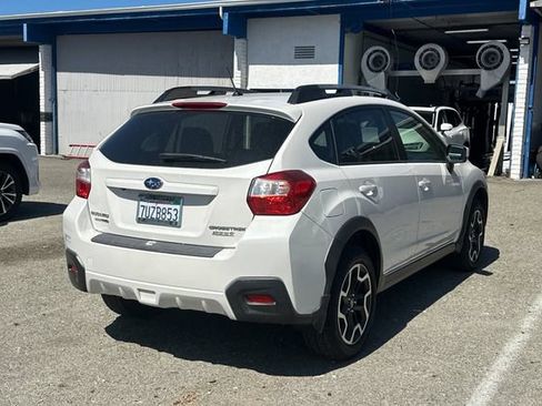 Used 2016 Subaru Crosstrek 2.0i Premium AWD/4WD image 5