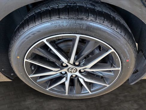 Used 2023 Toyota Camry SE w/ Blackout Package (TMS) AWD/4WD image 39