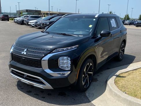Used 2024 Mitsubishi Outlander SEL FWD image 4