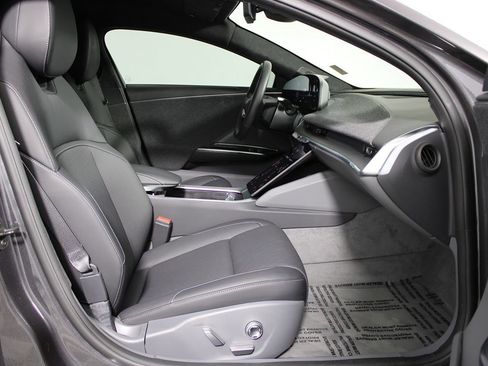 Used 2024 Lucid Air Pure image 14