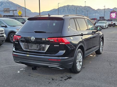 Used 2020 Volkswagen Tiguan S image 3